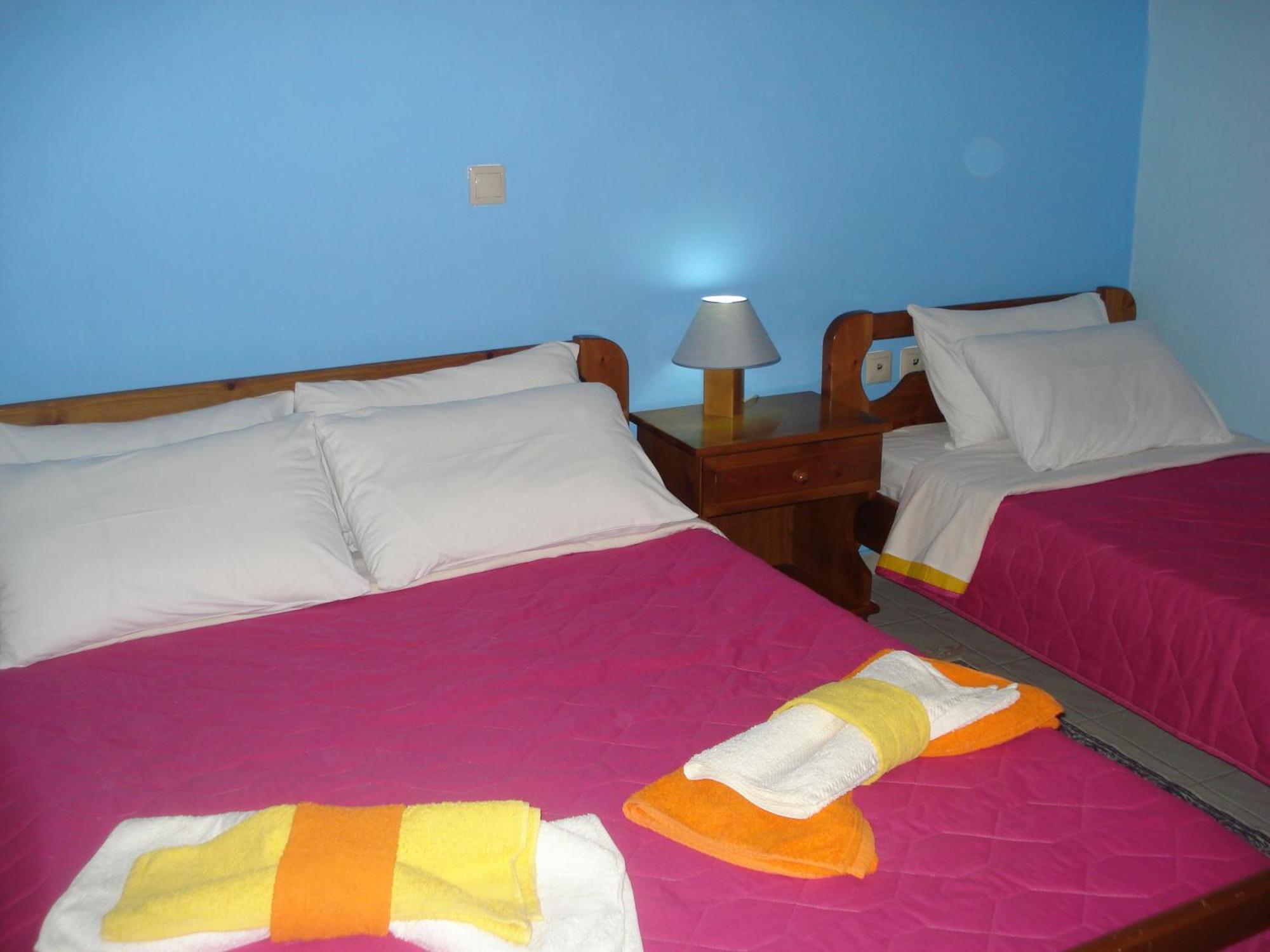 Iris Hotel Arachova Buitenkant foto