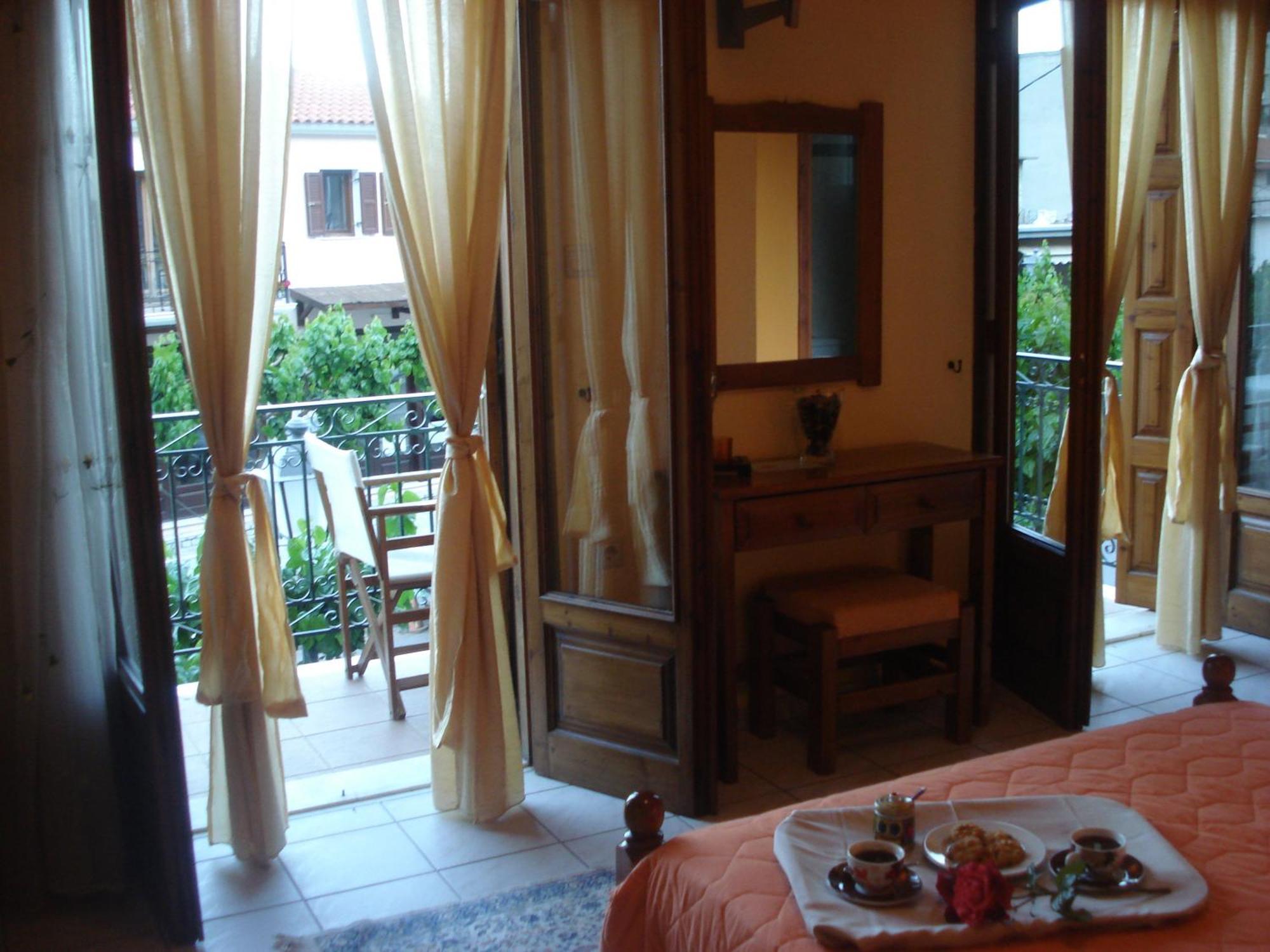 Iris Hotel Arachova Buitenkant foto